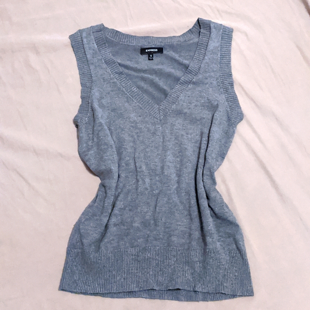 Express V-Neck Sweater Vest